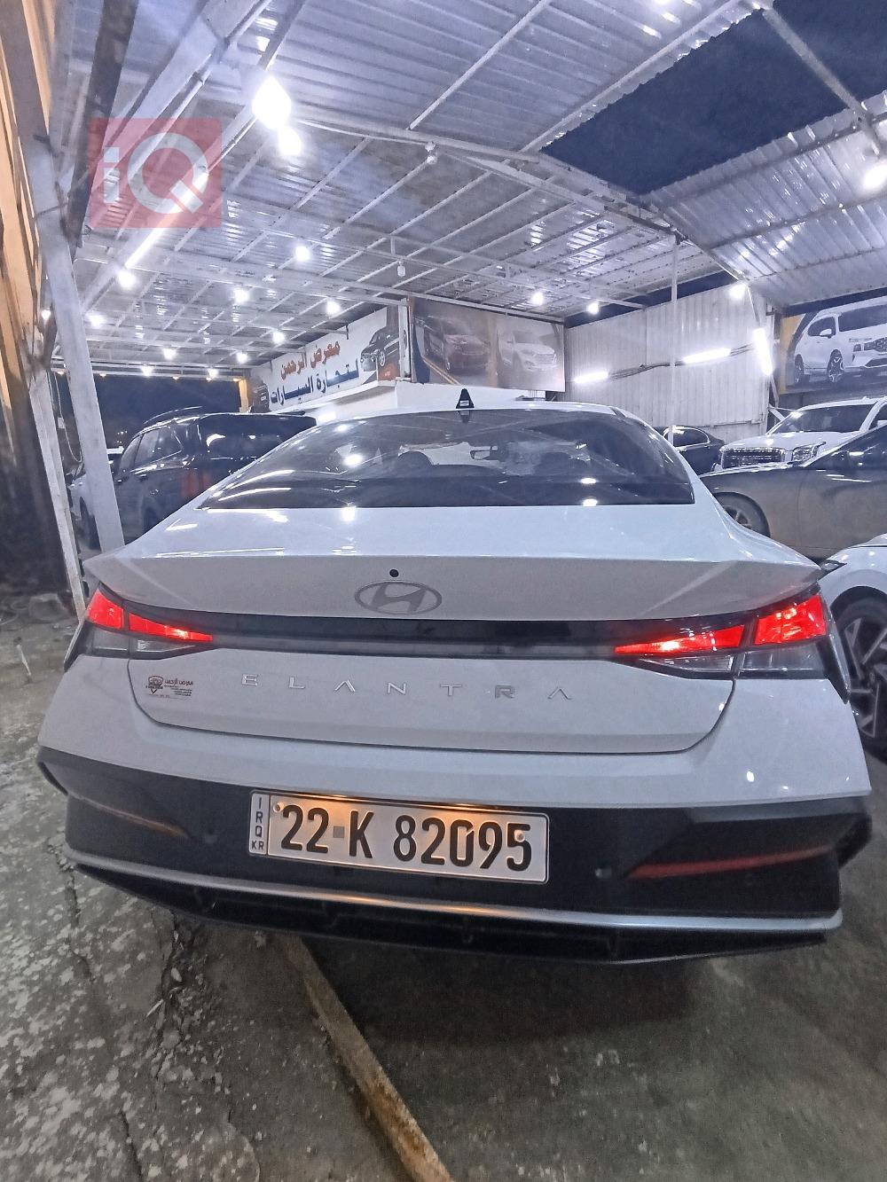 هیوندای ئەلەنترا